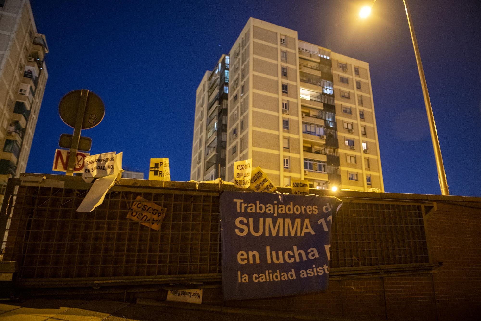 Acampada en el Centro de Salud Los ángeles en Villaverde - 10